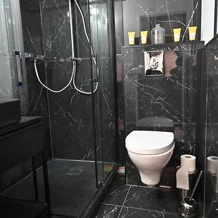 Apartment Luxury Canal St Martin&parking Paris