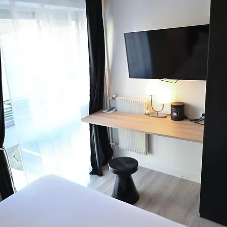 Luxury Canal St Martin&parking Apartment